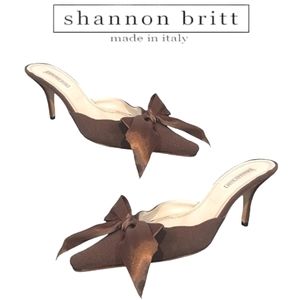 Shannon Britt heels